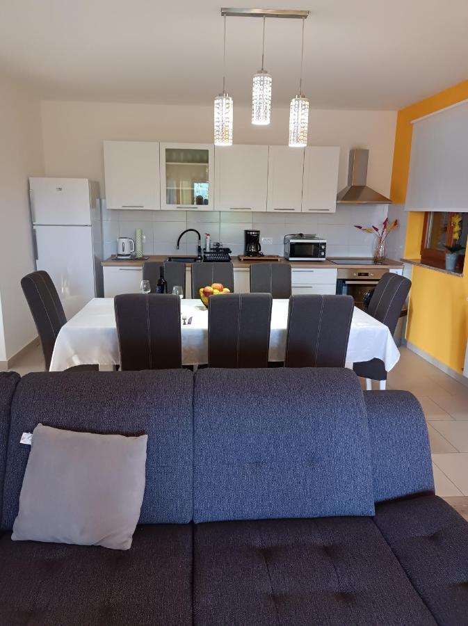 Apartman Biba Labin  Exteriör bild