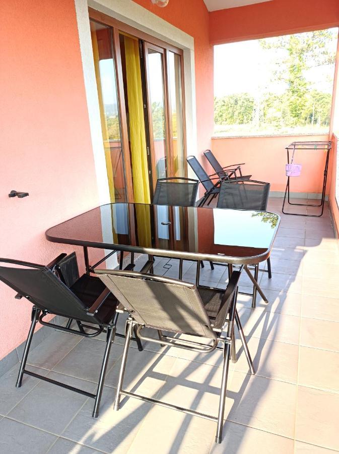 Apartman Biba Labin  Exteriör bild